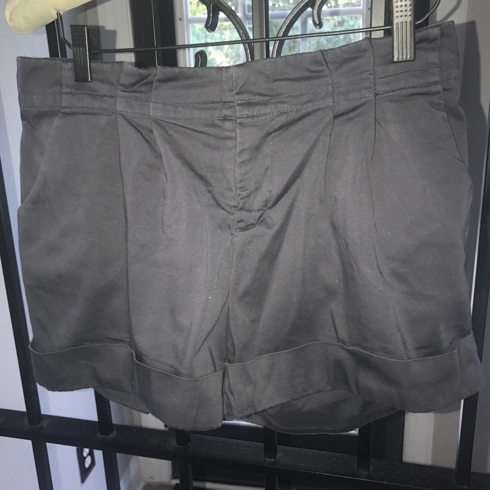 ☀️Mossimo cuffed shorts